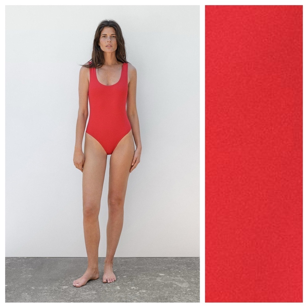 NWT. Massimo Dutti Red Round Neckline Swimsuit with Rolled Straps. Size S.